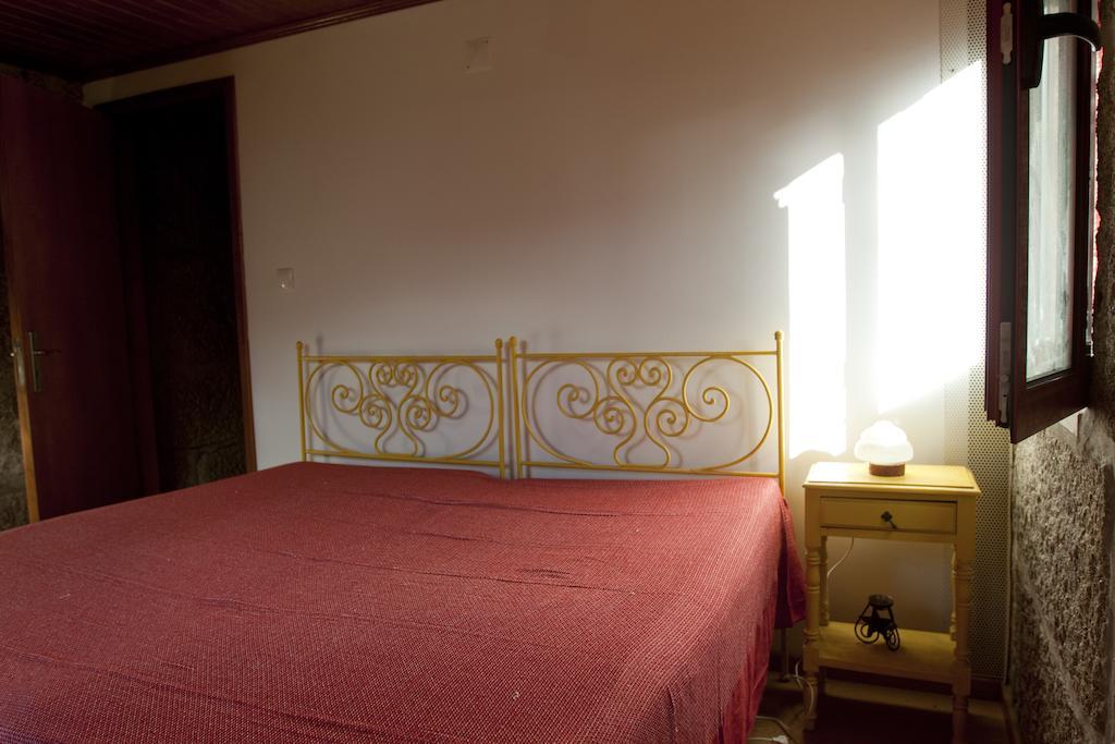 Casa Do Palheiro Covelas (Viseu) Quarto foto